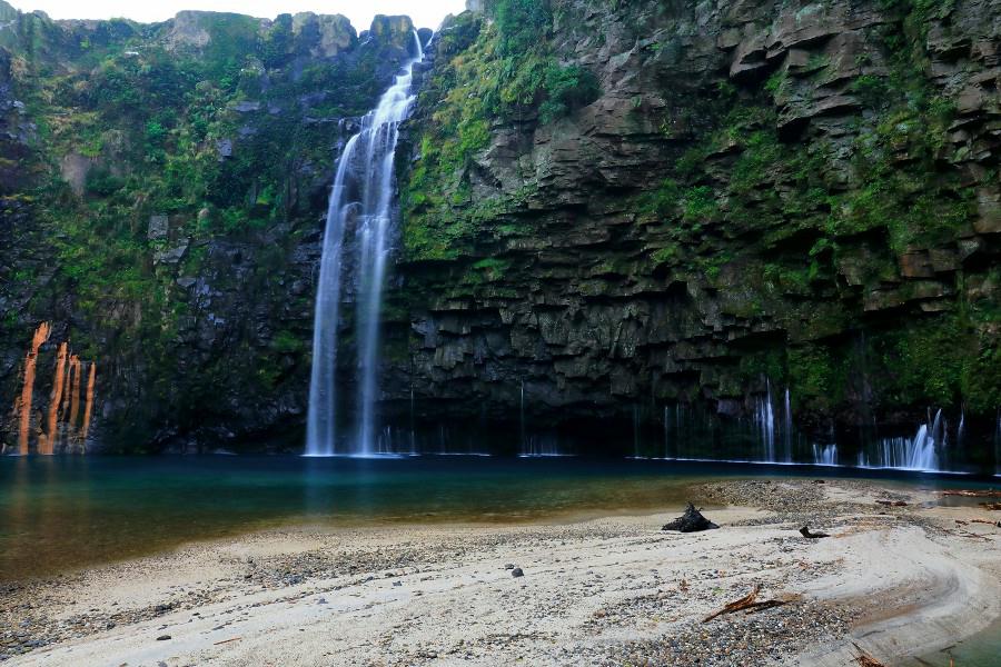 雄川の滝　（おがわのたき）　【鹿児島県肝属郡南大隅町】