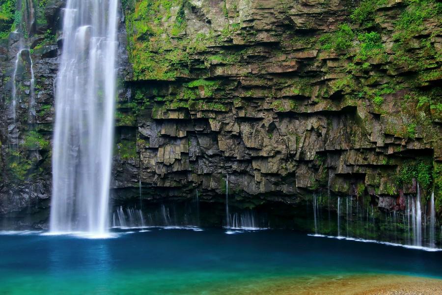 雄川の滝　（おがわのたき）　【鹿児島県肝属郡南大隅町】