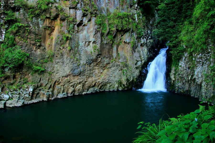 うそぬきの滝(獺貫の滝・宇曽ノ木滝)【鹿児島県姶良市】
