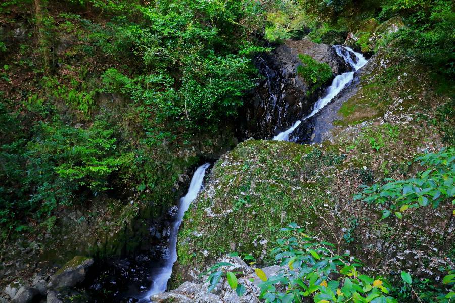 布引の滝(ぬのびきのたき)・不動の滝(ふどうのたき)《潜龍ヶ滝公園》【長崎県佐世保市】