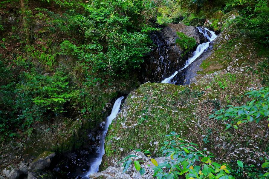 布引の滝（ぬのびきのたき）・不動の滝（ふどうのたき）《潜龍ヶ滝公園》【長崎県佐世保市】