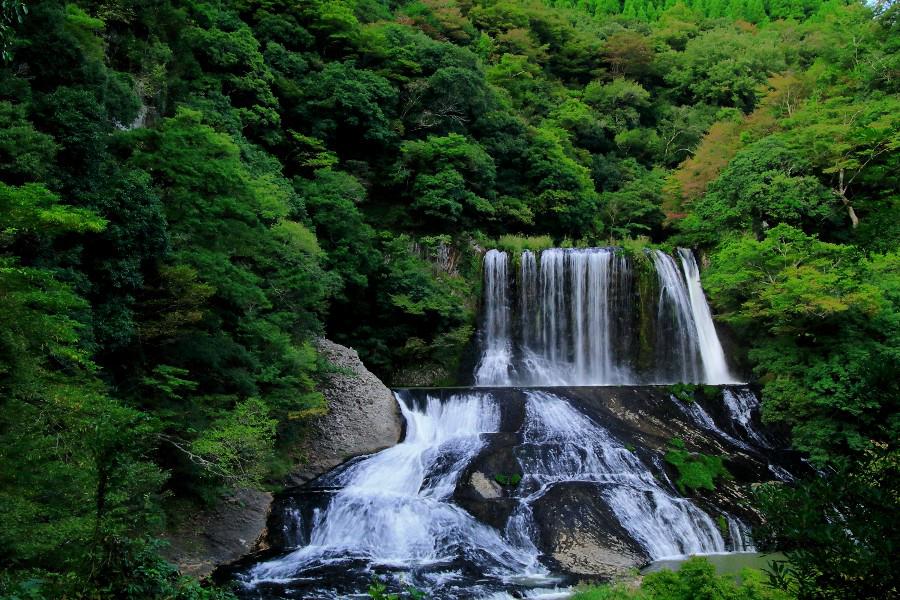 龍門の滝（りゅうもんのたき）　大分県九重町