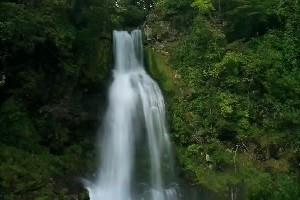 尾ノ島の滝