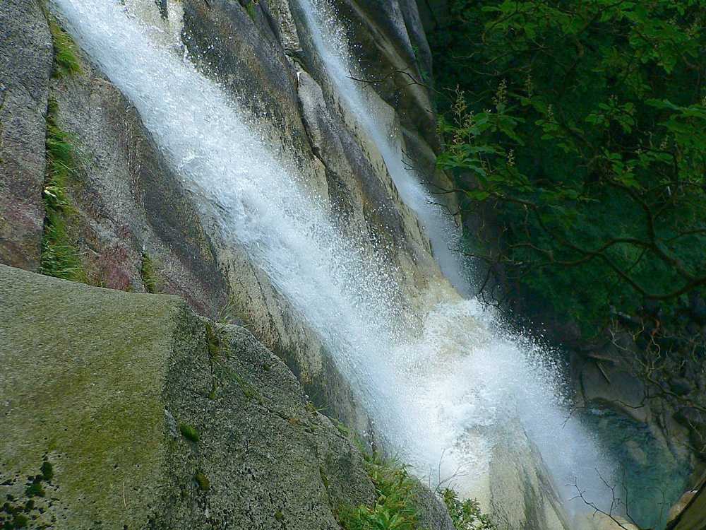 天河滝　日本の滝百選・田立の滝　