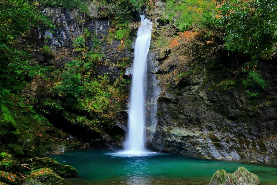 土々呂の滝（どどろのたき）【徳島県つるぎ町】