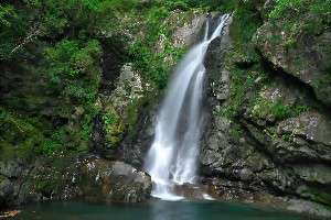 鳥返滝【轟九十九滝】