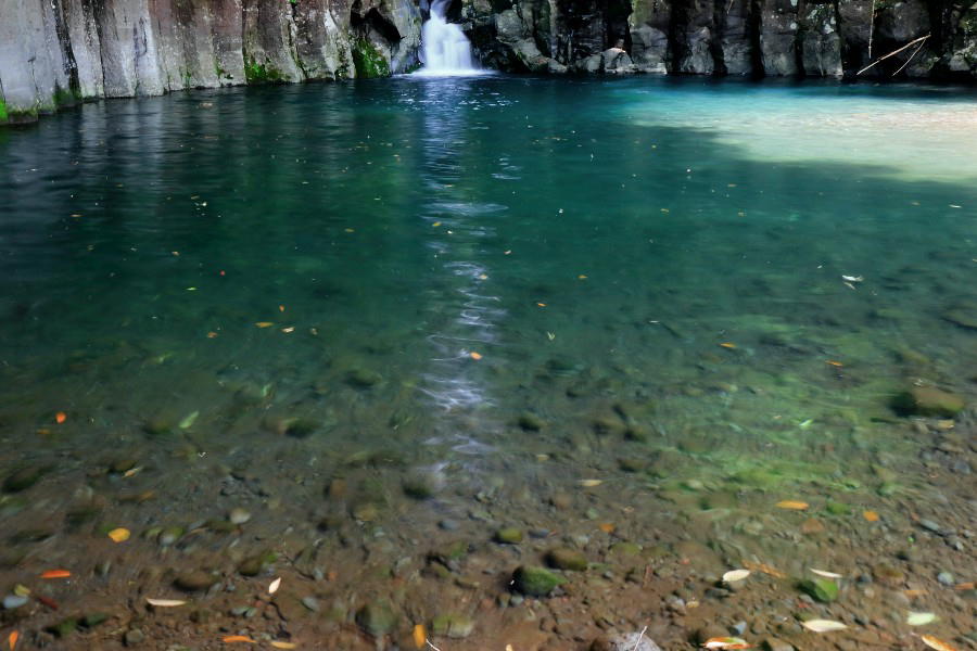 屏風岩の滝（びょうぶいわのたき）　【静岡県裾野市】