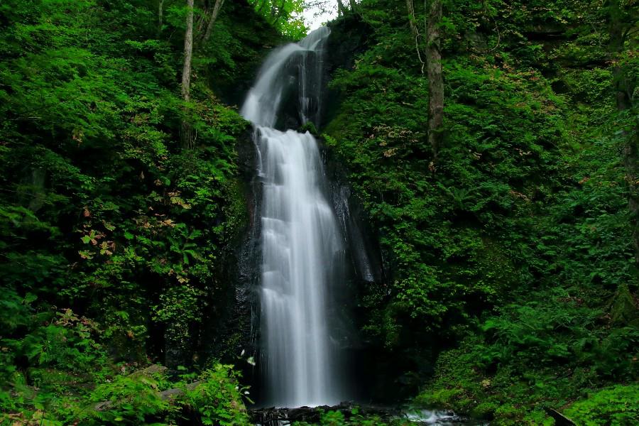 雲井の滝　（くもいのたき）【青森県十和田】