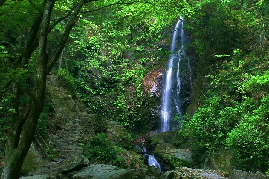 払沢の滝