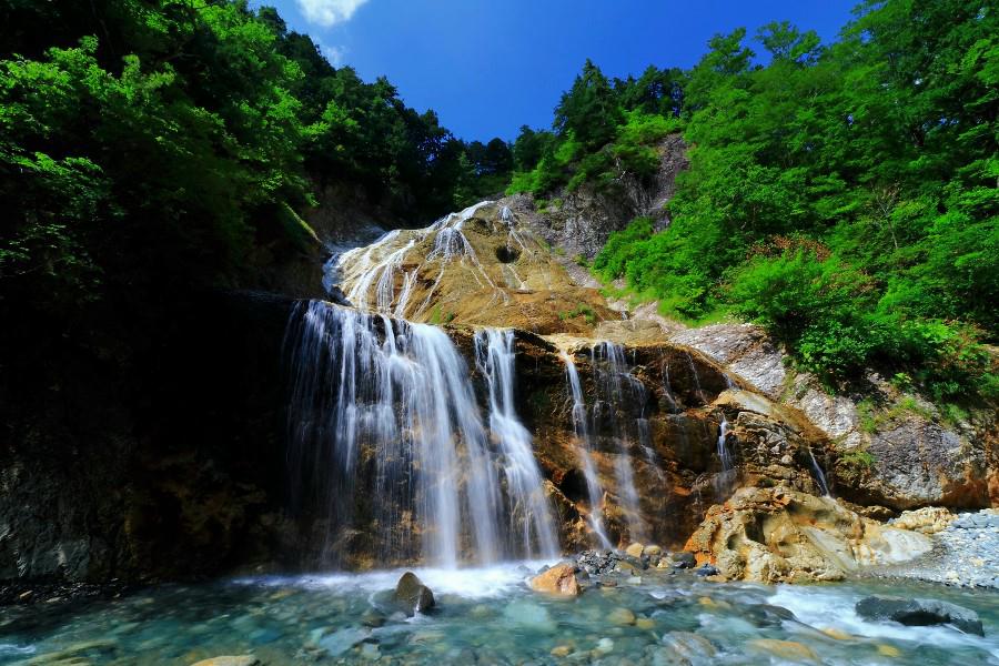 姥ヶ滝（うばがたき）　【石川県白山市】