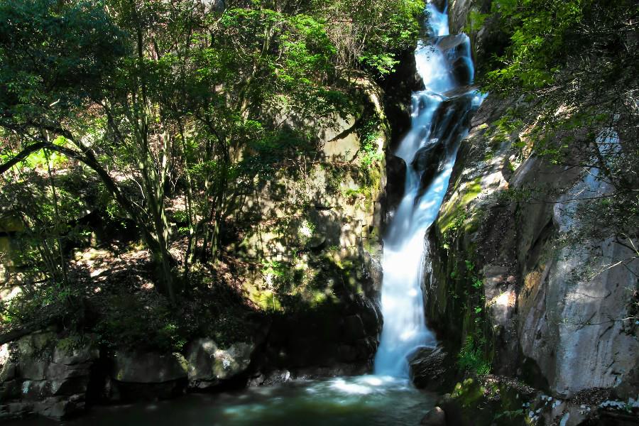 昇雲の滝(しょううんのたき)【広島県三原市】