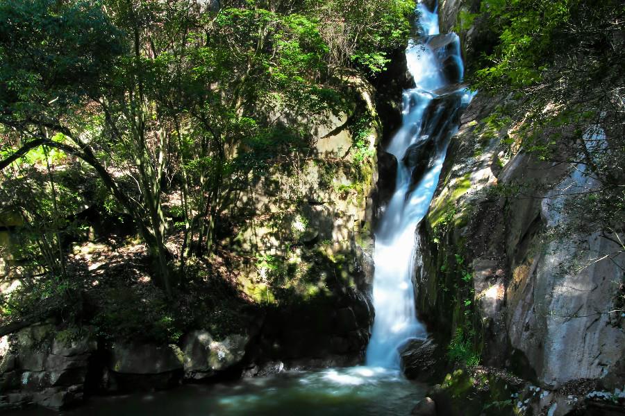 昇雲の滝（しょううんのたき）【広島県三原市】