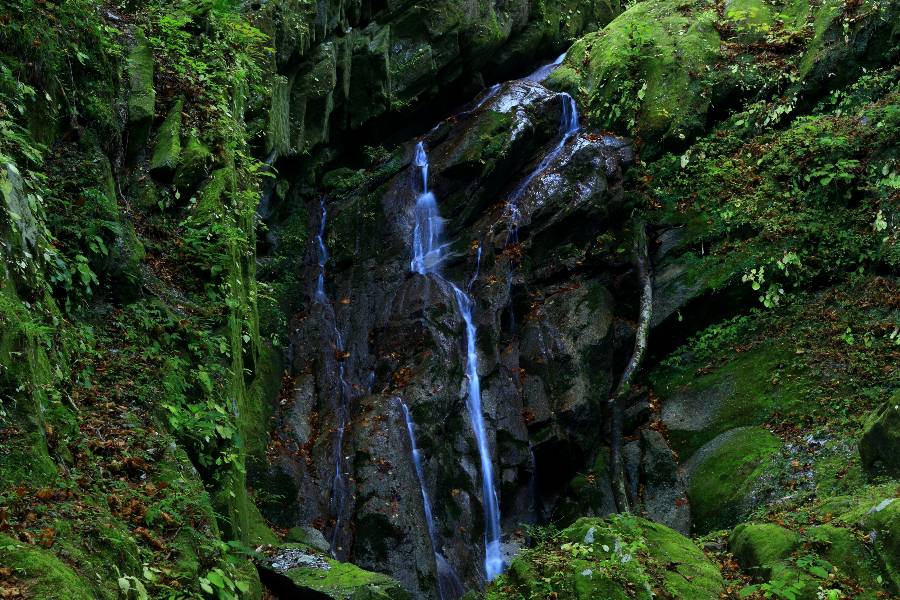 朝日滝（あさひたき）・山梨県北杜市3