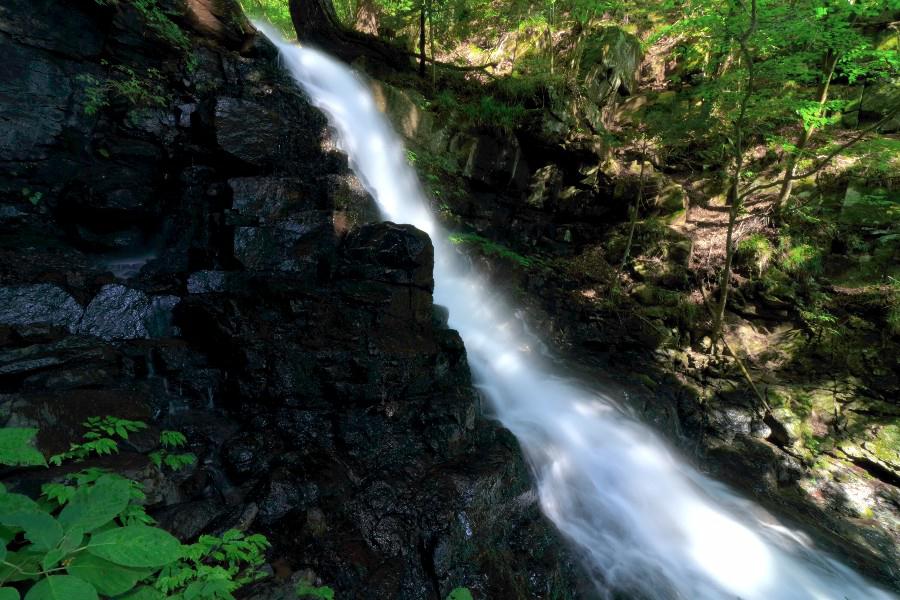 父の白滝　（ちちのしらたき）　【山梨県富士河口湖町】