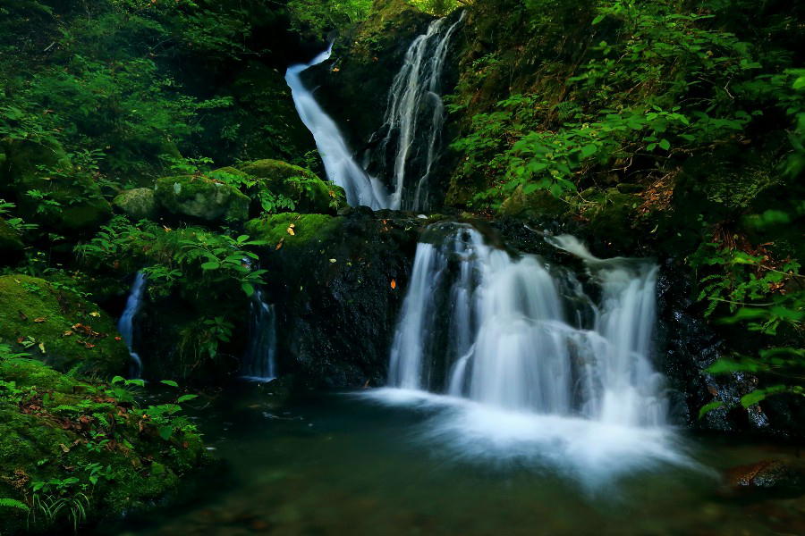 御殿滝（ごてんたき）・山梨県甲府市