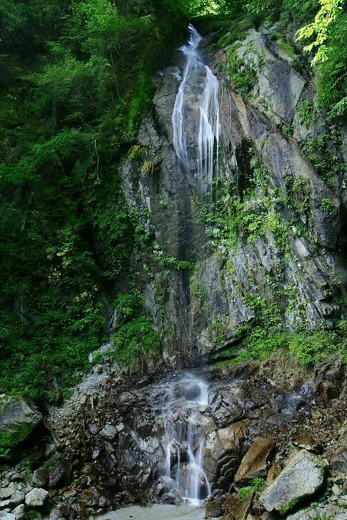 錦滝(尾白川渓谷)